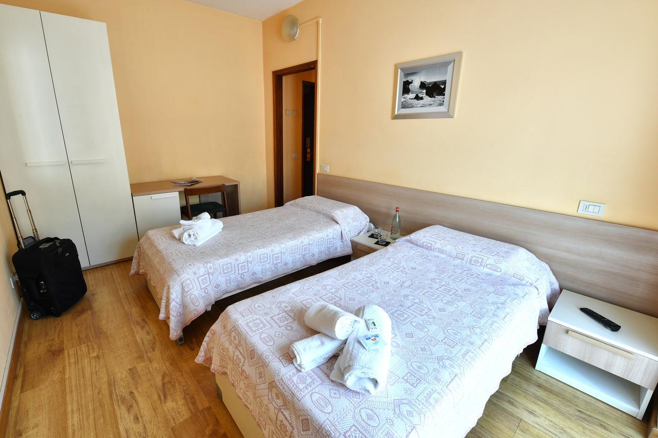 Hotel Motel Europa دومودوسولا المظهر الخارجي الصورة
