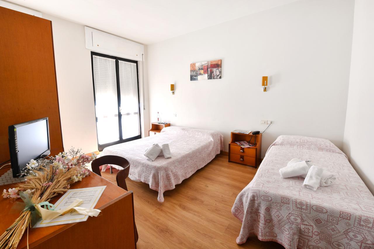 Hotel Motel Europa دومودوسولا المظهر الخارجي الصورة