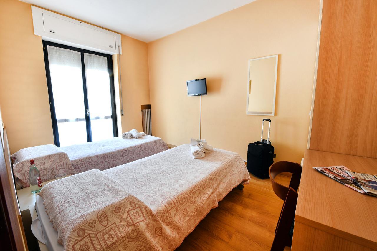 Hotel Motel Europa دومودوسولا المظهر الخارجي الصورة